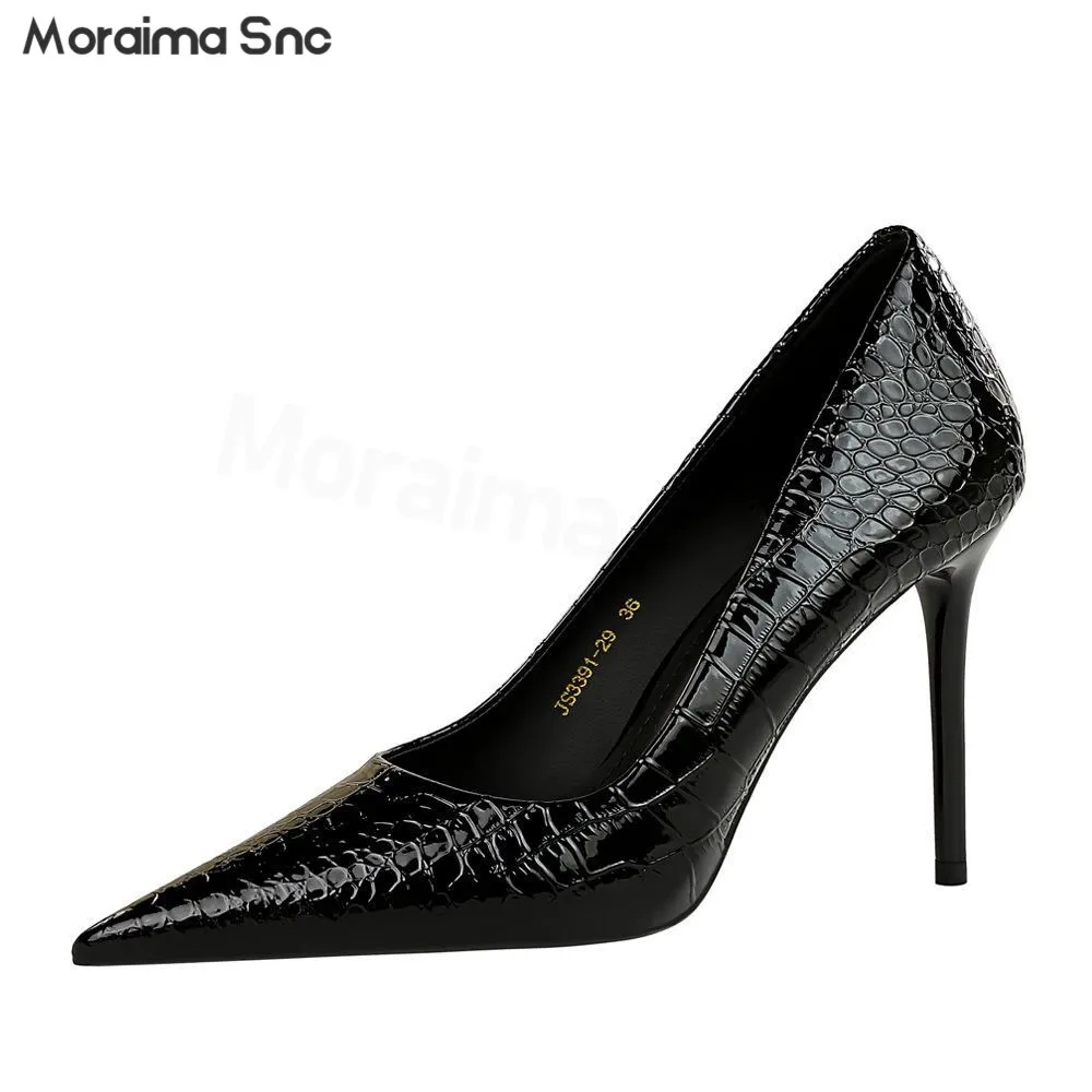 

Black Patent Leather Stone Pattern High Heels Stiletto Shallow Mouth Pointed Fashion Women's Shoes High Heel Professional Shoes