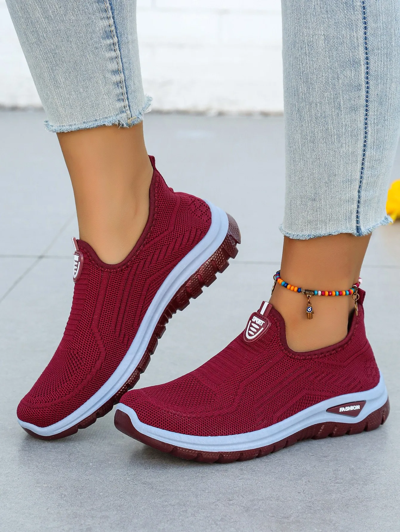 Damen Sommer Neue Atmungsaktive Slip-On Schuhe Weiche Sohle Leichtgewichtig Bequem PVC-Material Freizeitschuhe Einfach zu Tragen – Detail 1