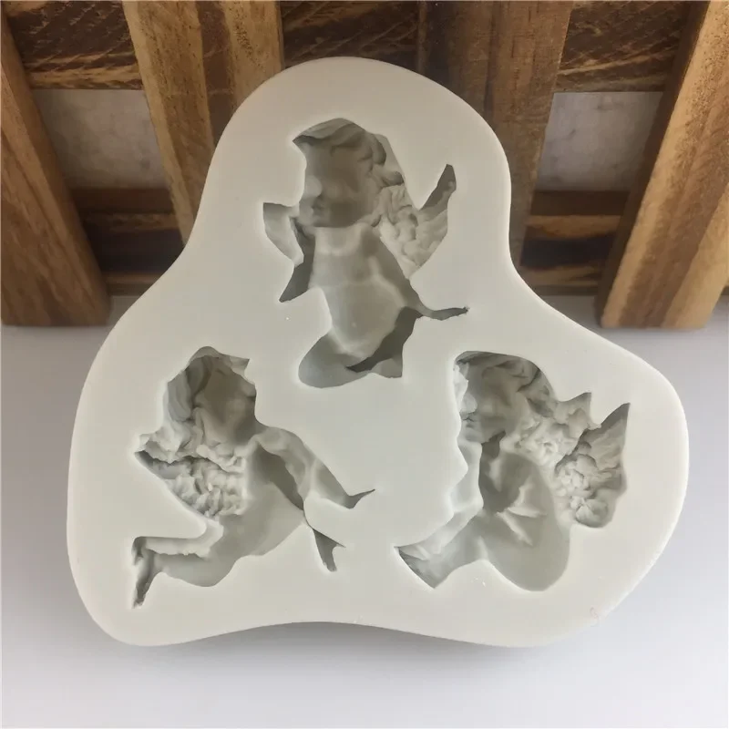 Baby Angel Shaped Silicone Mold Cake Decoration Boy Fondant Cookies Tools 3D Silicone Candy Mold (color random)