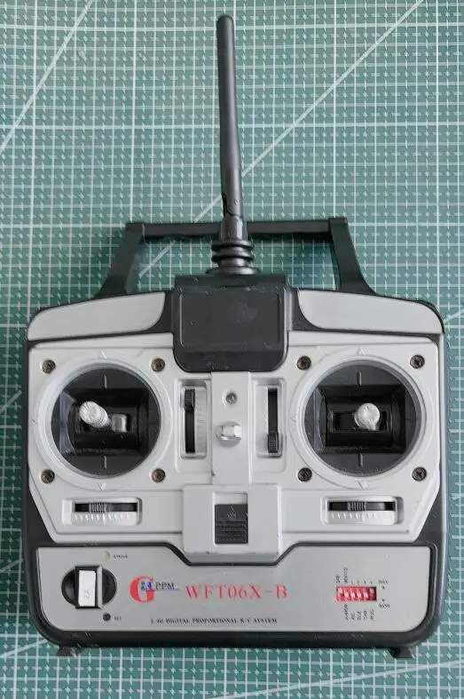 

85% new WFLY 2.4G Radio controller System WFT06X B 2.4GHz 6Ch transmitter for RC Model airplane boat