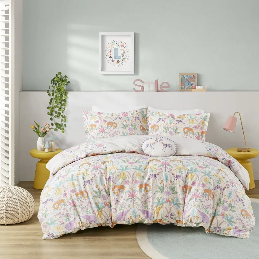 

Floral Reversible Cn Duvet Cover Set with Throw Pillow