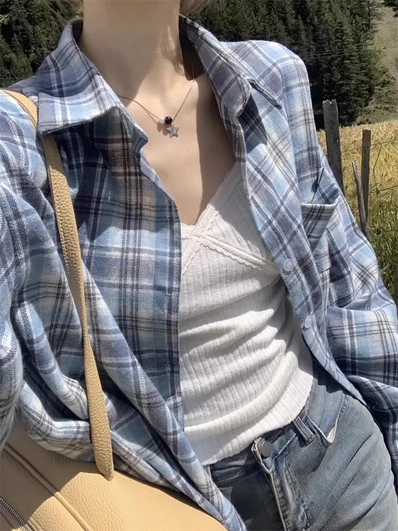 Fine white blue check