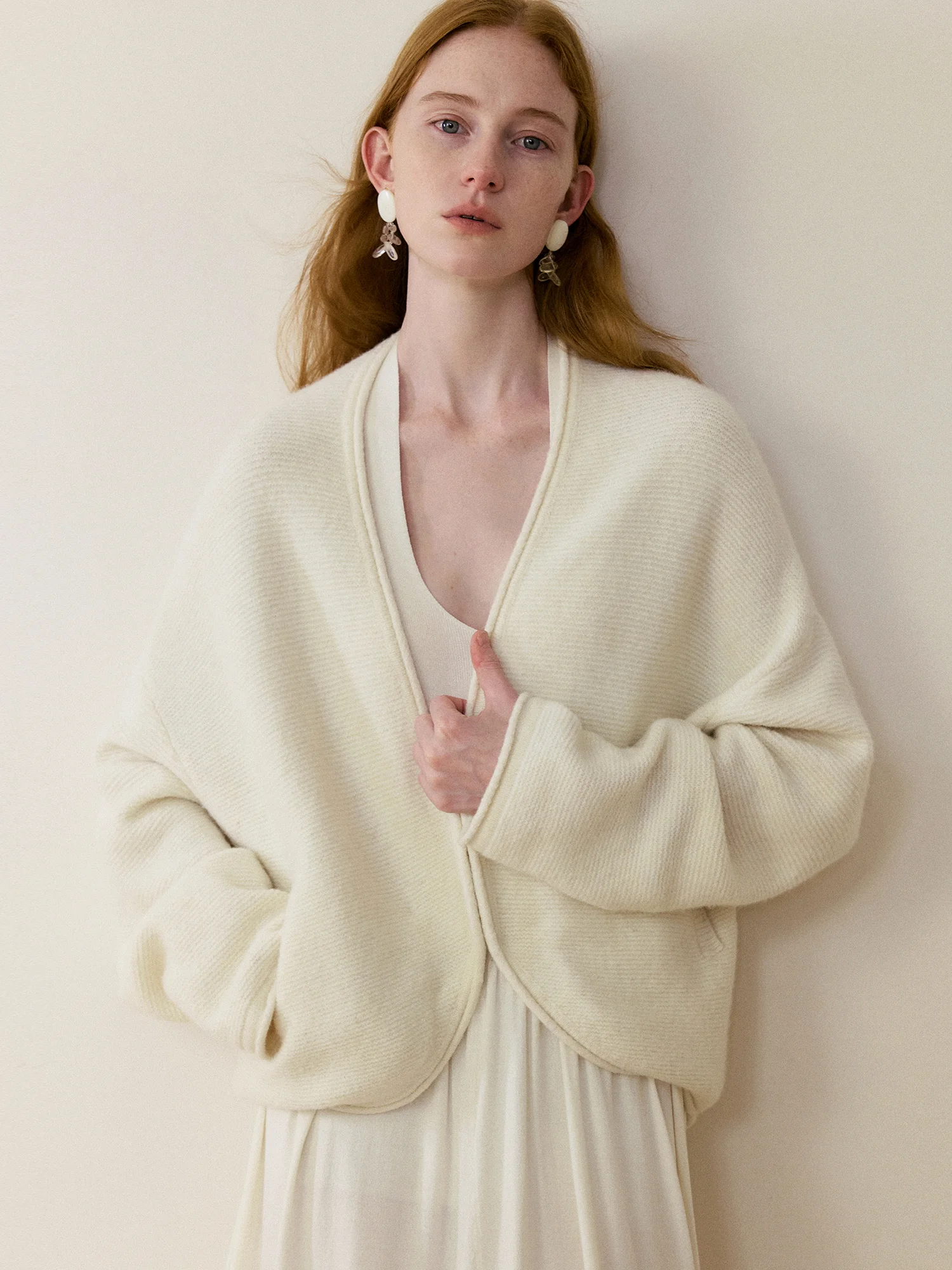 

Свободный женский кардиган-пальто MURMUR MI из шерсти с мехом медведя, простой, с длинными рукавами, V-образным вырезом, на пуговицах, для повседневной носки