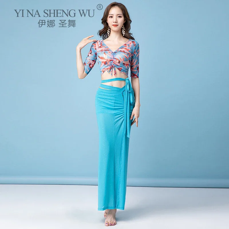 Zestaw do tańca brzucha dla dorosłych kobiet: elegancki, chłodny i oddychający top z nadrukiem, długa spódnica, profesjonalna odzież do występów tanecznych.