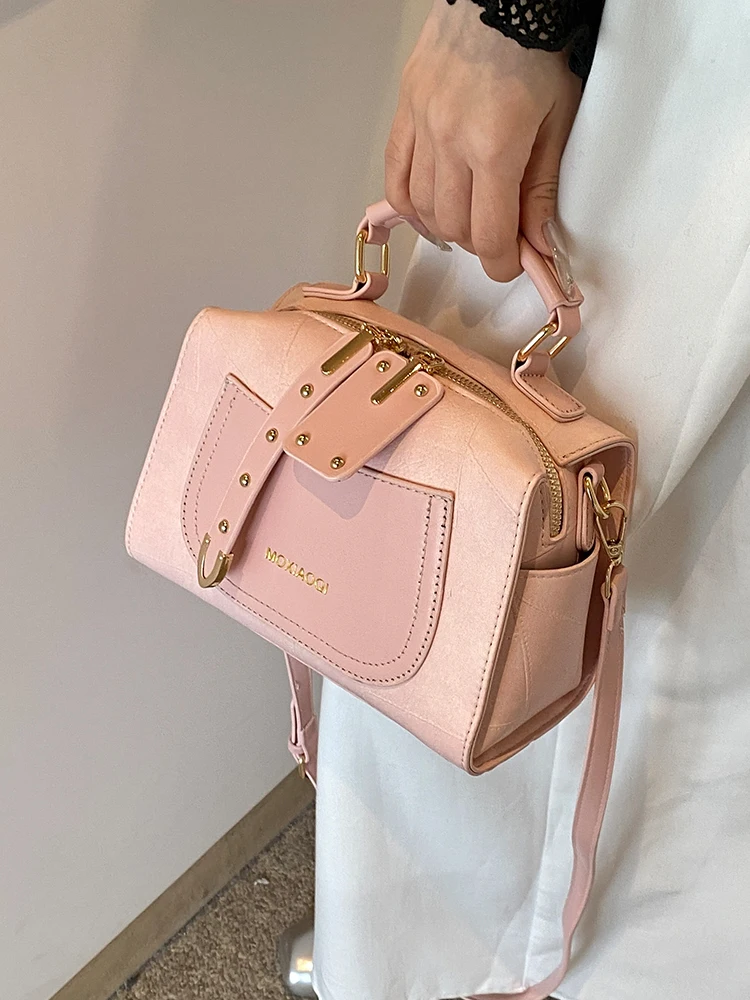 Mała kwadratowa torba na jedno ramię 2024 Summer Sweet Pink Handbag Fashion Popular Style Solid Color PU Designer Commuter Bag