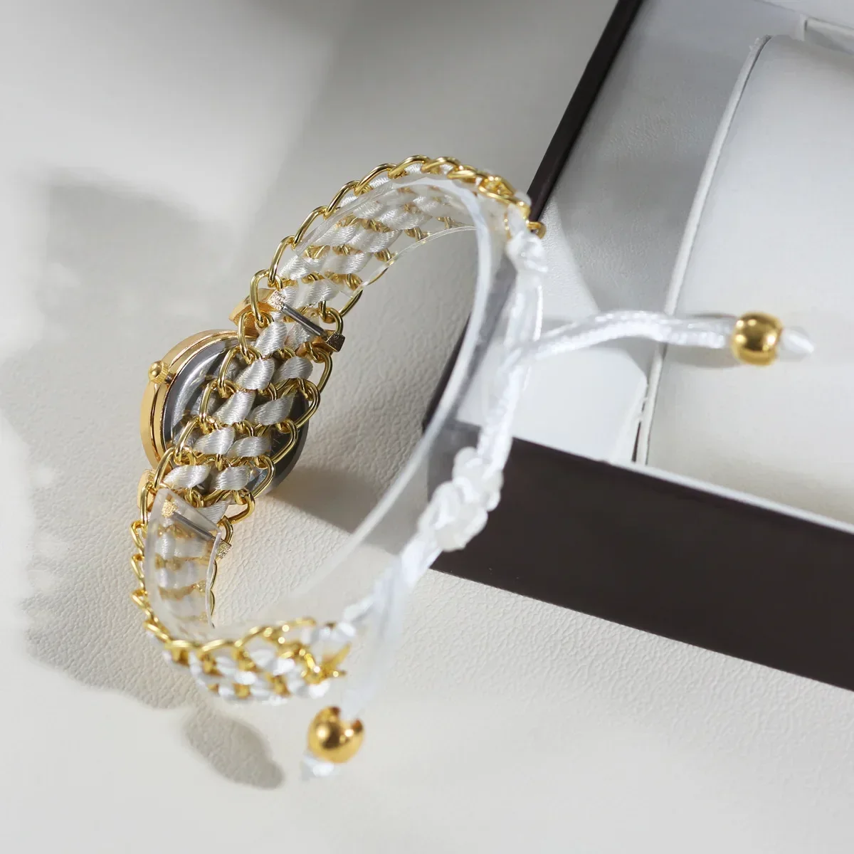 Frauen Liebe Gestrickte Armband Quarz Armbanduhr Modische Einfache Stil Quarz Armbanduhr Reloj Mujer