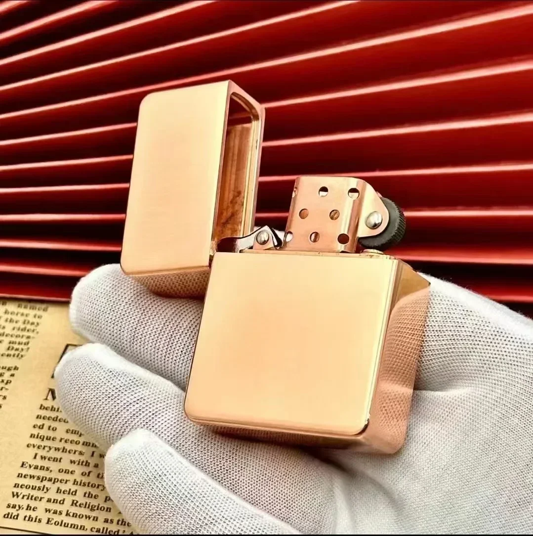 

Red Copper Heavy Armor Thickened Kerosene Lighter Creative Retro Grinding Wheel Ignition Lighters Smoking Collection Men's Gifts