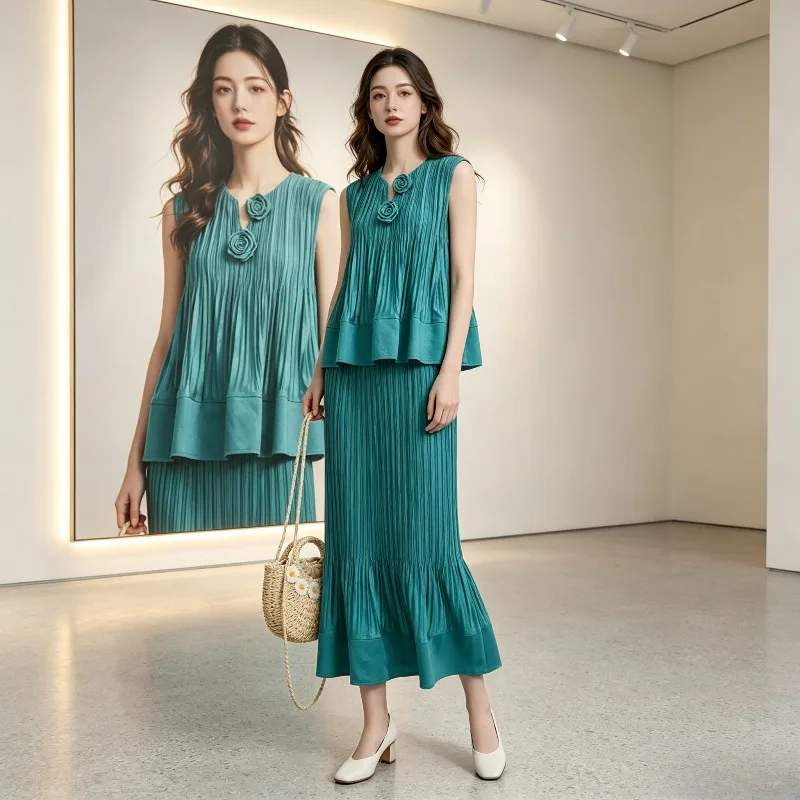 

Miyake Pleated 2026 Fashion Set for Women Sleeveless Floral Top High-Waisted Elegant Fishtail Skirt Two-Piece Summer Set Pleat