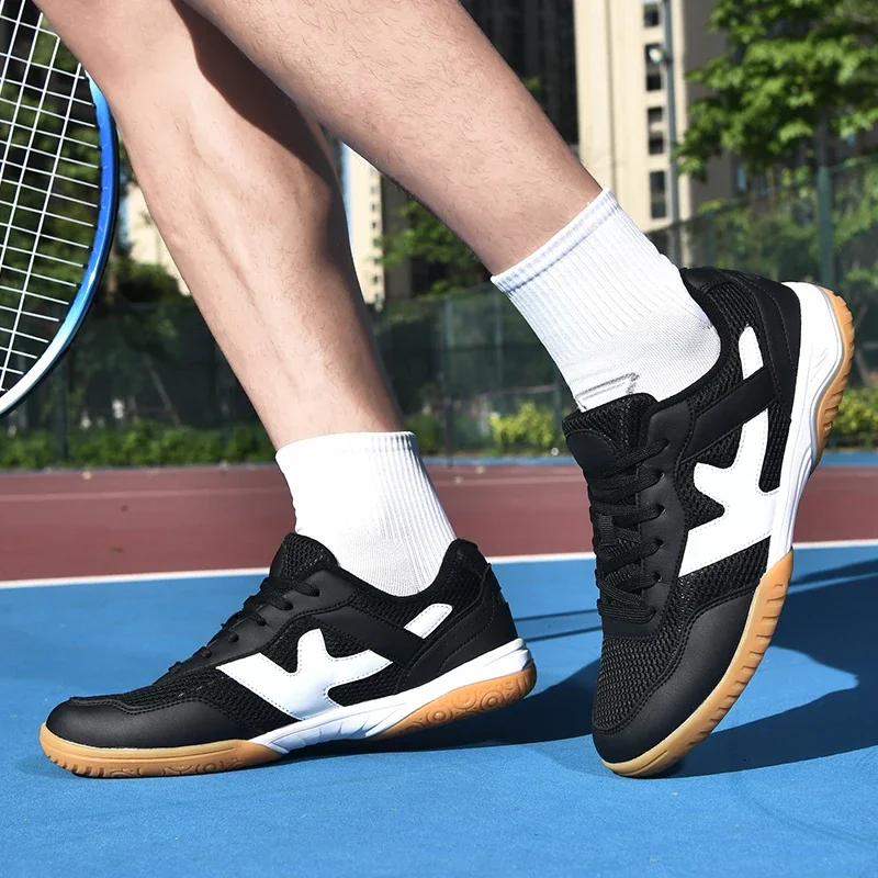 Chaussures de tennis de table professionnelles pour hommes et femmes, baskets de badminton noires et vertes, sports de plein air et salle de sport