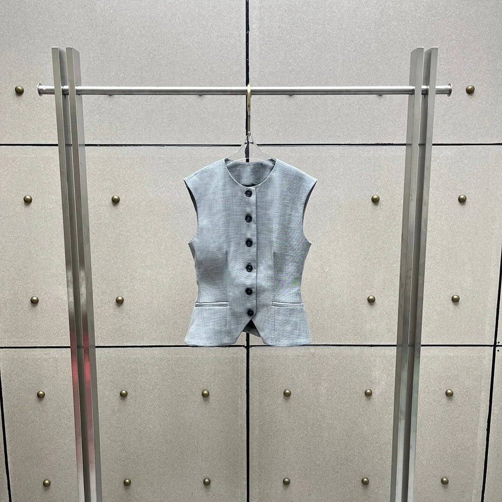 Women Sleeveless Suit Vest Single‑Breasted Button Front Fitted Waistcoat With Pockets Office Layering Casual Ladies Gilet Top