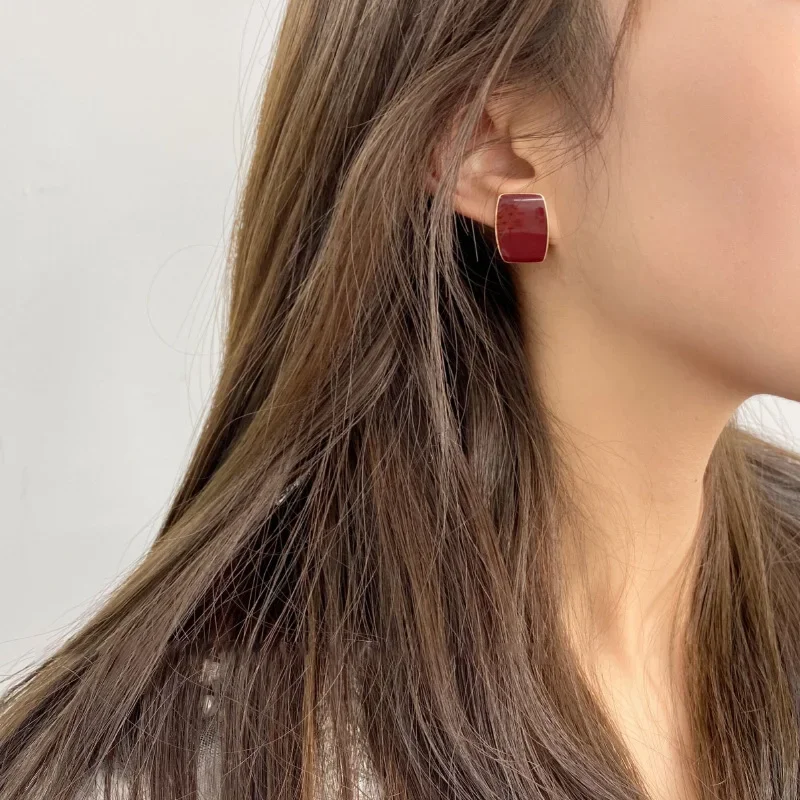 Wine Red Color Vintage Square Geometry Stud Earrings for Women Korean Simple Fashion Cute Girl Jewelry Accessories