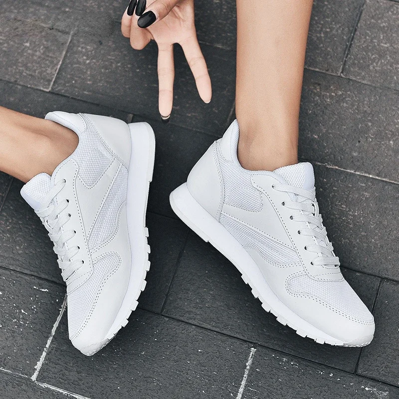 White Shoes Woman Tenis Feminino Fashion Luxury Brand Breathable Women Casual Shoes Walking Sneakers Women Trainers Basket Femme