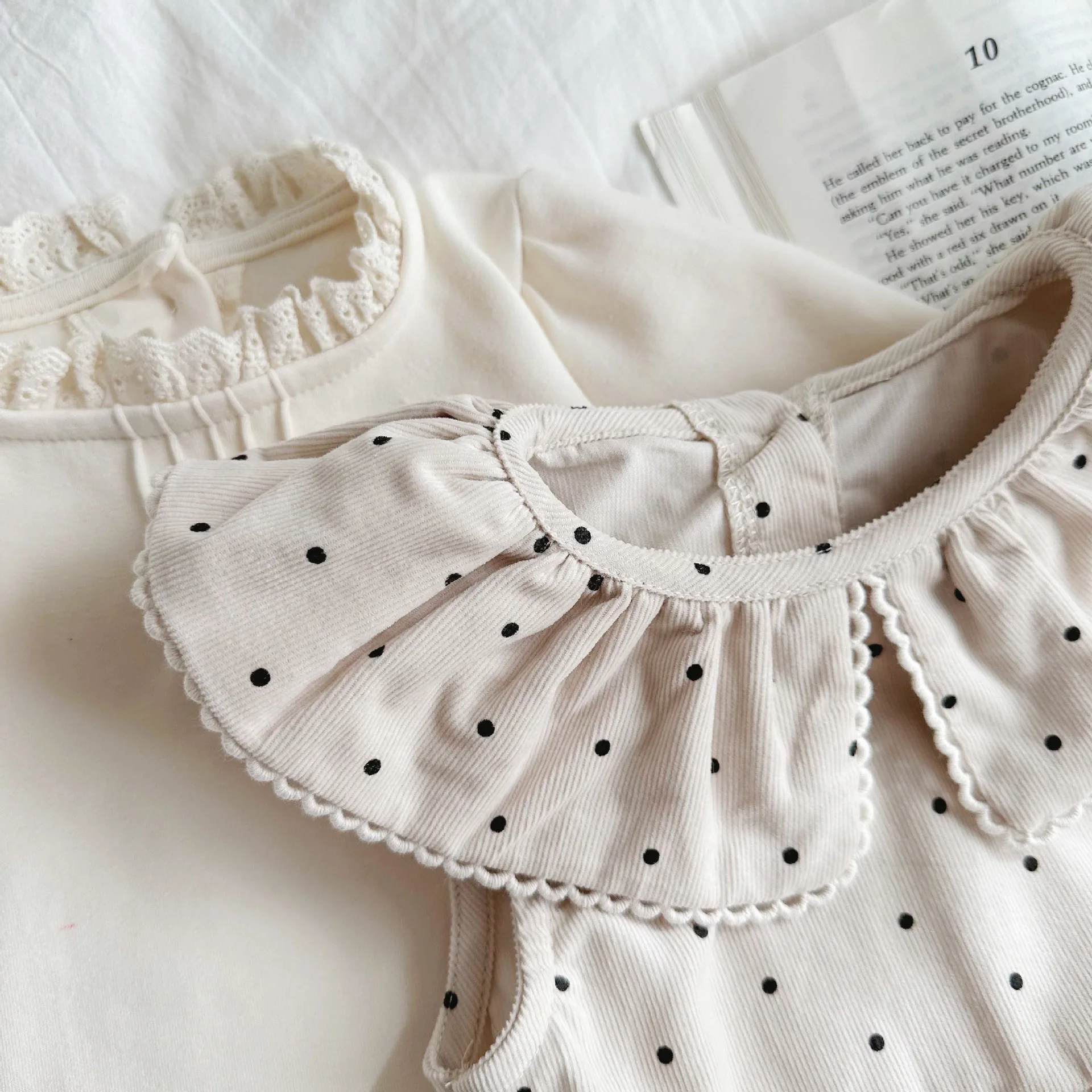 2024 Spring New Baby Girl Sleeveless Corduroy Bodysuit Infant Ruffled Collar Dot Jumpsuit Newborn Toddler Casual Clothes 0-24M