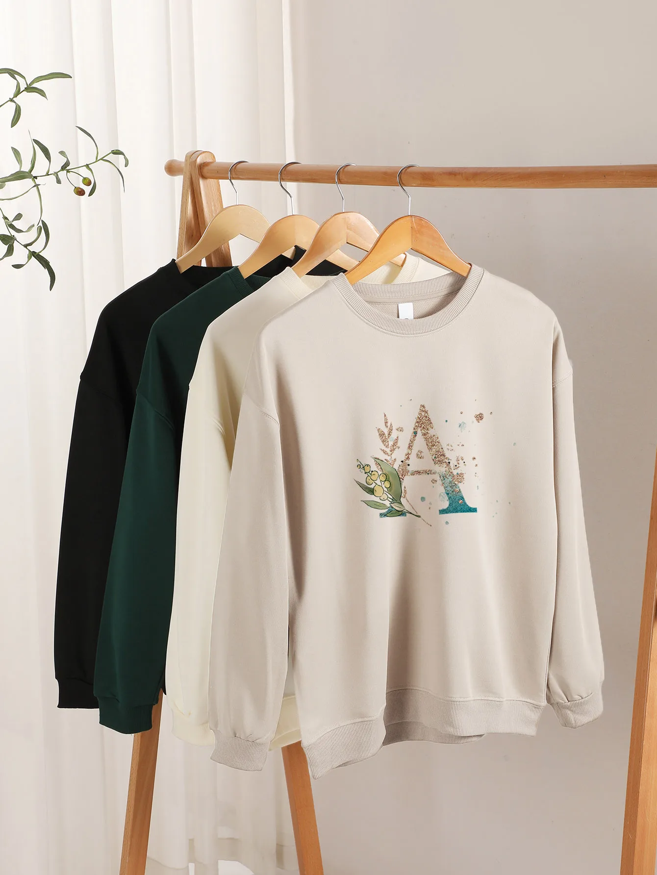 

2026 Новая футболка цвета хаки с английским алфавитом и цветочным принтом, мужская новая весенне-осенняя футболка с длинным рукавом, модные топы, футболки