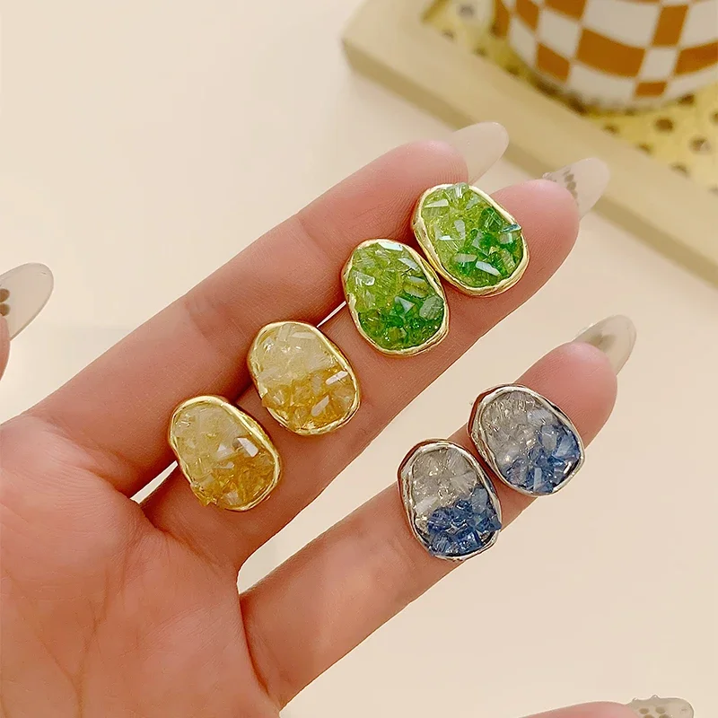 Luxury Gradient Colorful Green Blue Crystal Earrings Oval Irregular Round Rhinestone Clip on Earrings for Women Without Piercing