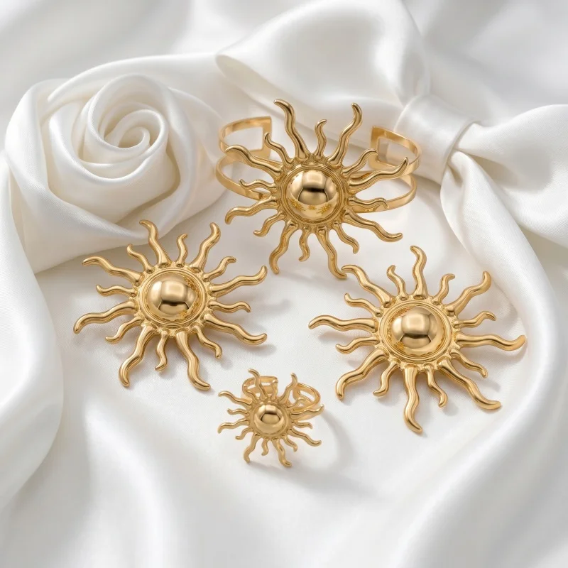 3 PCS Vintage Wavy Sun Ray Statement Jewelry Set Retro Gold Sunburst Earring Bracelet Ring Bohemian Trendy Accessory For Women view 3