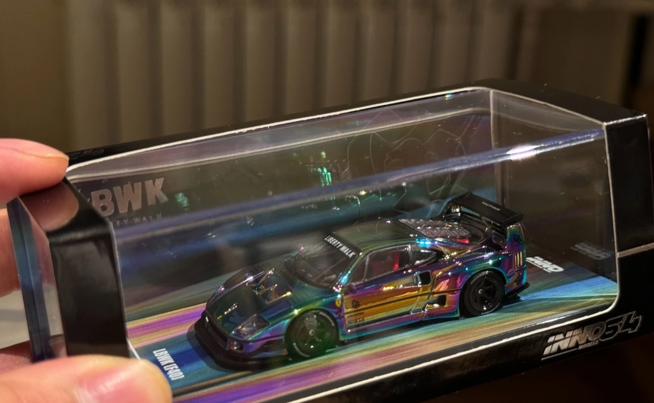 INNO 1:64 大人ホビー F40 北京オートショー制限なしプラスチックフィルムダイキャストモデルカー