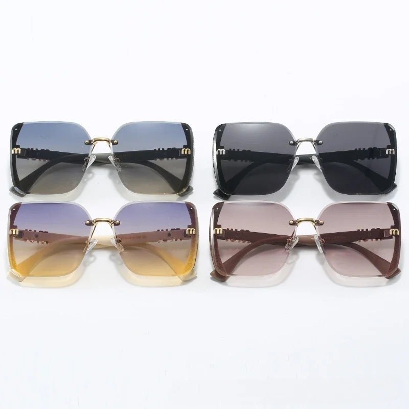 

‌2025 New Square Rimless Sunglasses Women Oversized UV400 Polarized Luxury Street Chic Sun Glasses