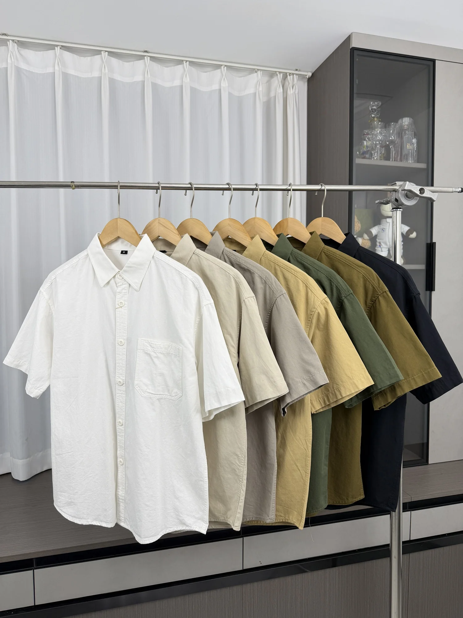 Men's Summer Casual Loose Short Sleeve Shirt Comfortable Breathable Moisture-Wicking  Color Fashion Urban Style