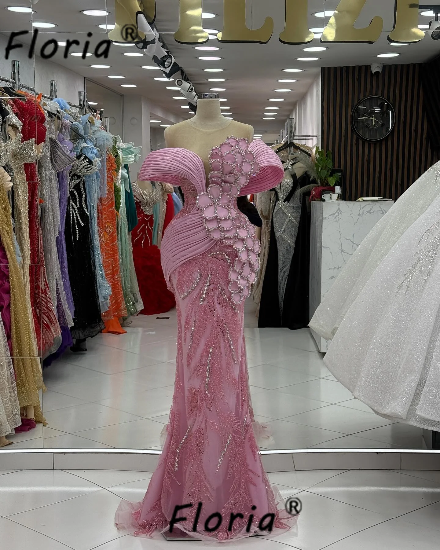 

Luxury Pink Scoop Neckline Mermaid Evening Dresses Dubai 3D Flower Applique Evening Party Gown 2025 Vestido de Noche Customized