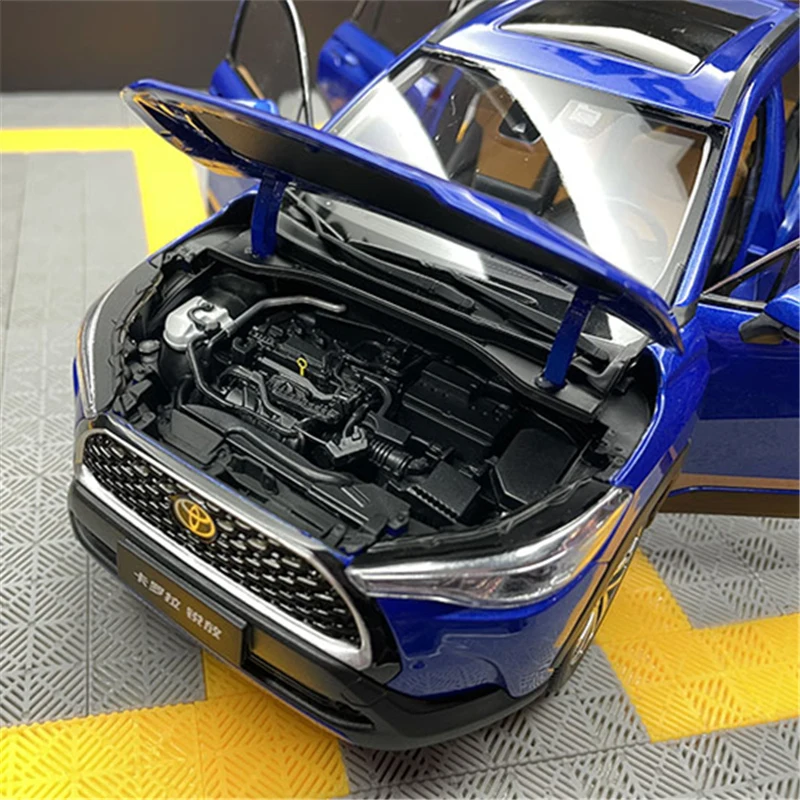 1:18 COROLLA CROSS SUV Alloy Car Model Diecast Metal Vehicles Car Model High Simulation Collection Childrens Toy Gift Decoration