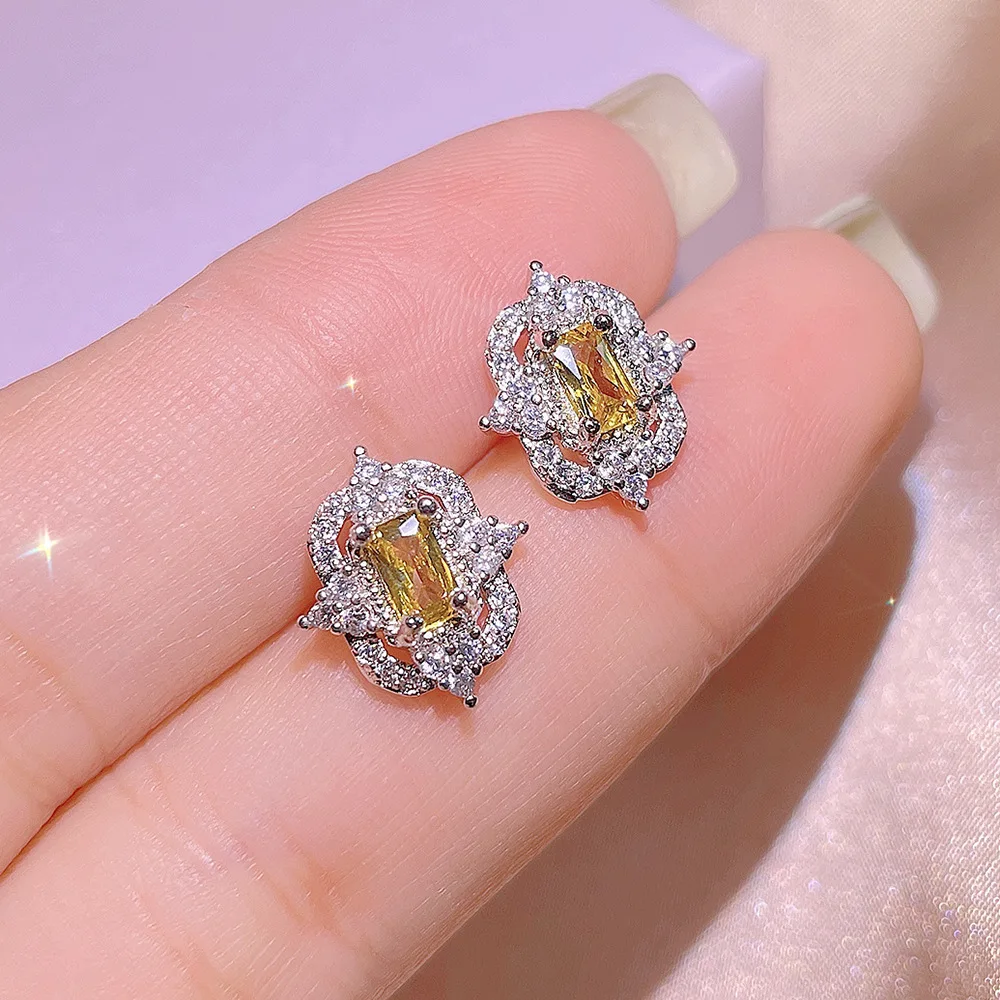 New Crown Square Yellow Diamond Micro Set Diamond Pendant Stud Earrings Necklace Set Ladies Cocktail Party Valentine\'s Day Gift