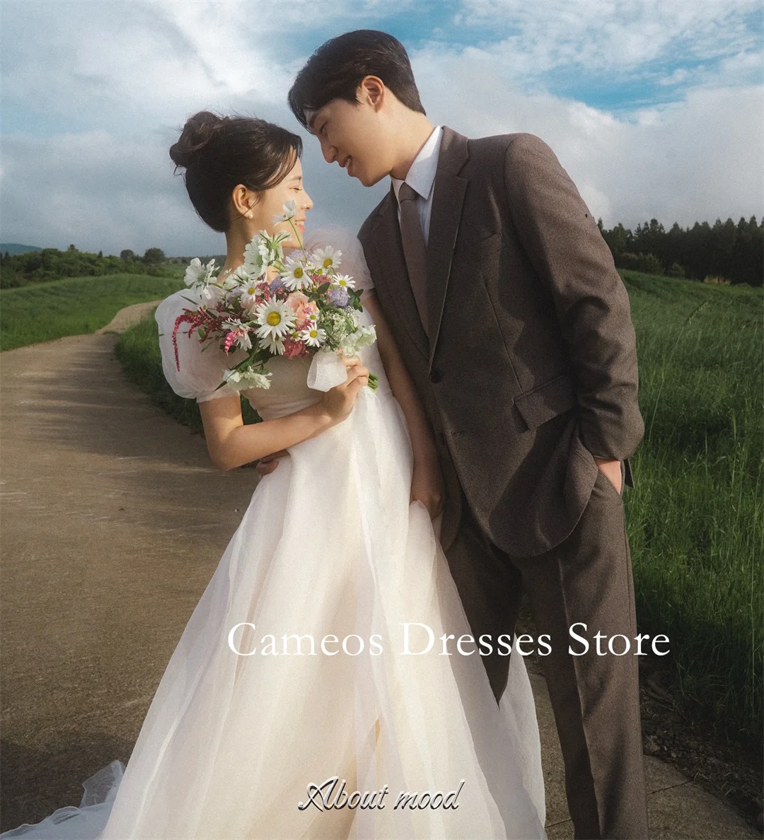 SONDR Customized Square Neck Ivory Puffy Sleeves Wedding Dresses Corset Korea Organza Brides Gowns Women Bridal Dresses