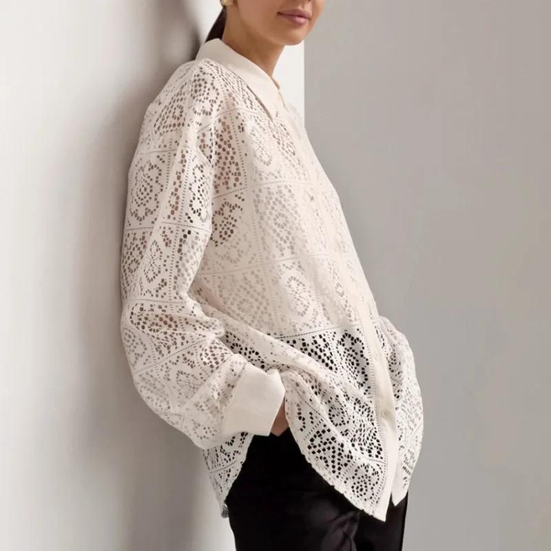 Women's French Elegant Beige Lace Shirt Temperament Commuting Spring Hollow Out Loose Blouses for Women Sun Protection Clothing