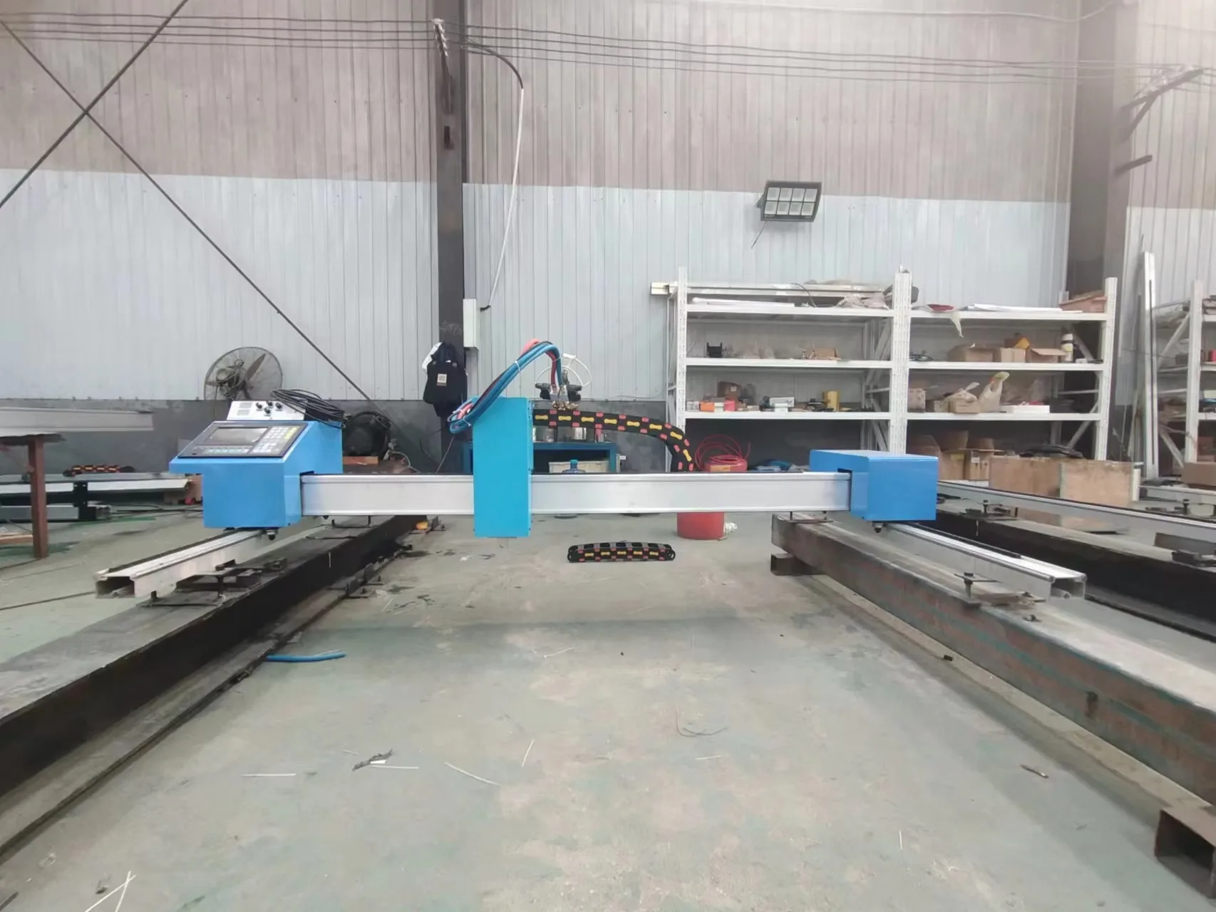 Portable numerical control plasma cutting machine