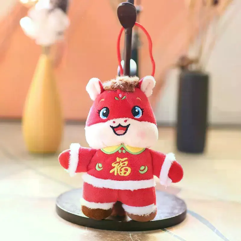 2026 سنة الحصان التميمة المفاتيح أفخم دمية الحصان الصغير قلادة على ظهره معلقة ديكور المنزل الأصدقاء هدية