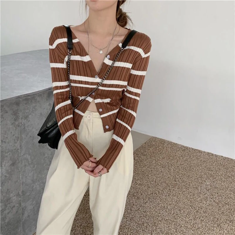 Y2k Stripe Women Cardigan Korean Knitted Slim Button Female Casual Tops Autumn New Fashion All Match Chic V Neck Ladies Crop Top