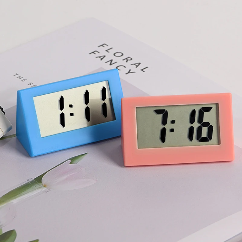 1 PC camera da letto semplice piccolo orologio elettronico portatile vecchio grande parola tavolo studente esame muto orologio da tavolo Mini casa LCD digitale