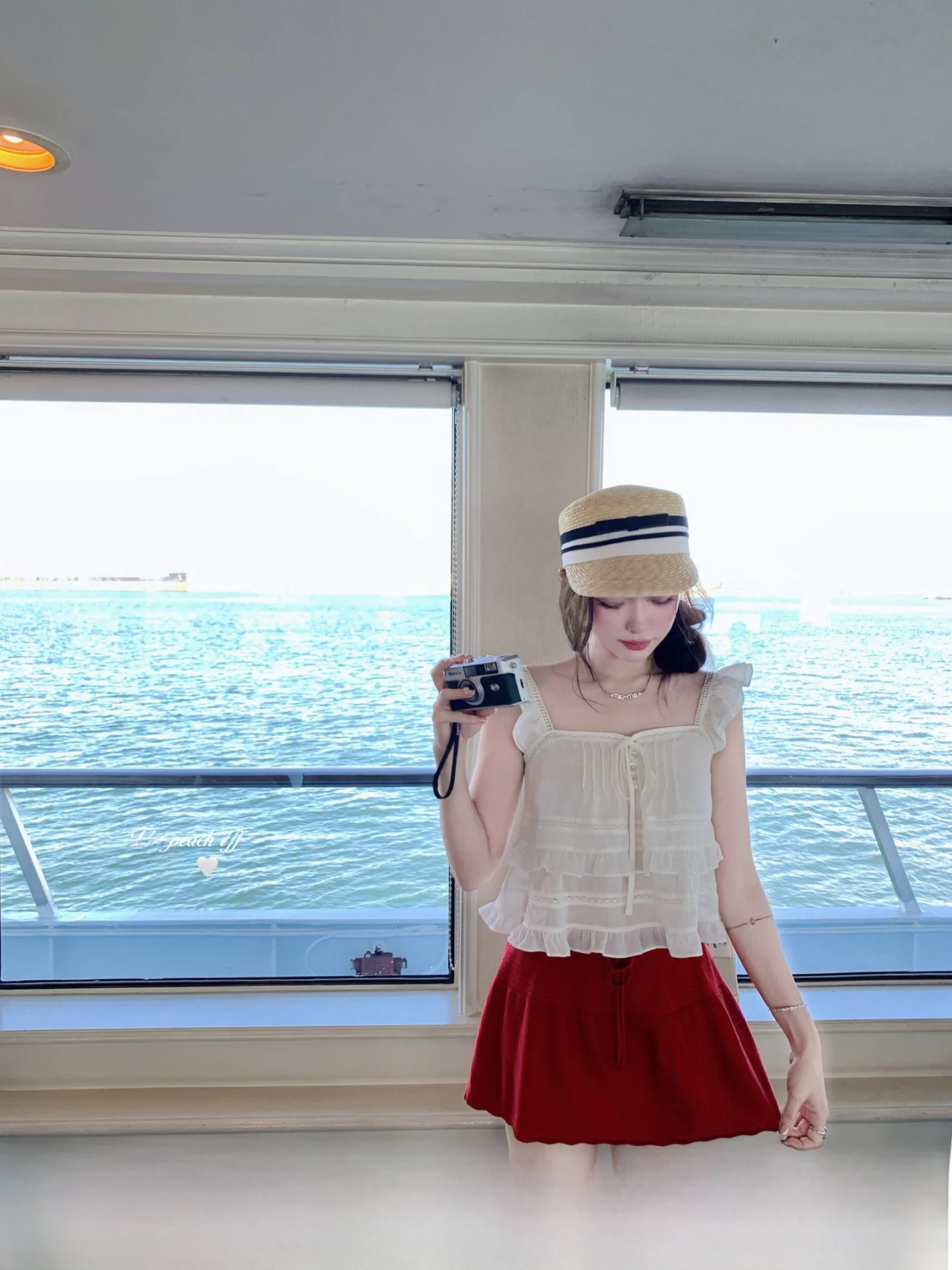 

ThePeachOfficial French Sle Embroidered Lace Trim Heavy Work oulder Strap Top Women's Loose Fit Breathable ort Sve