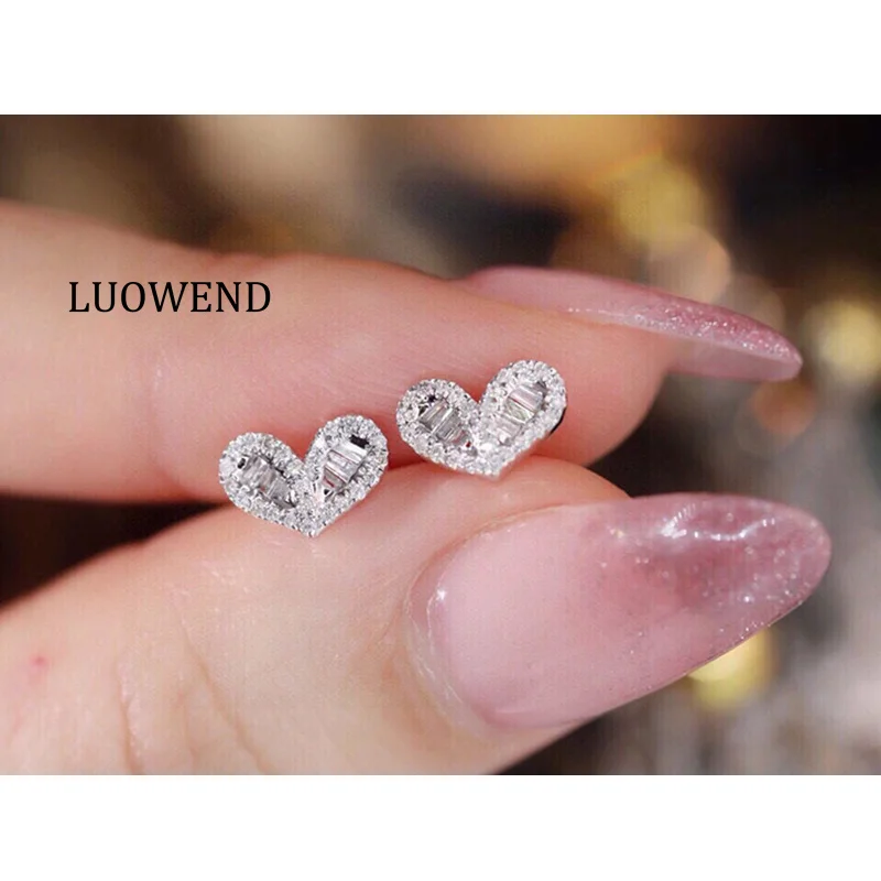 LUOWEND 100% 18K White Gold Earrings Women 0.22carat Real Natural Diamond Stud Earrings Romantic Heart Design Wedding Jewelry