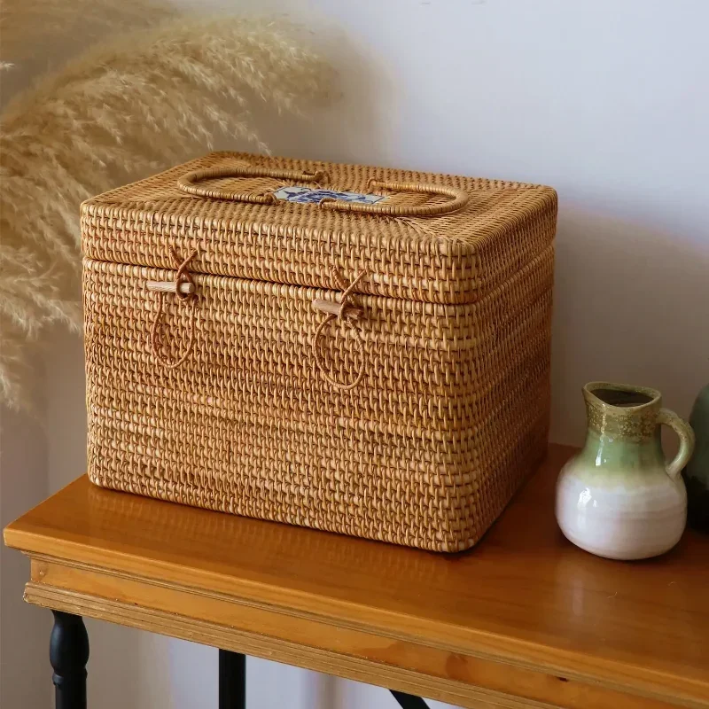 

Handwoven Rattan Storage Box with Handle Wicker Ornament Box Tea Food Container Picnic Bread Fruit Cake Basket Kitchen Organizer