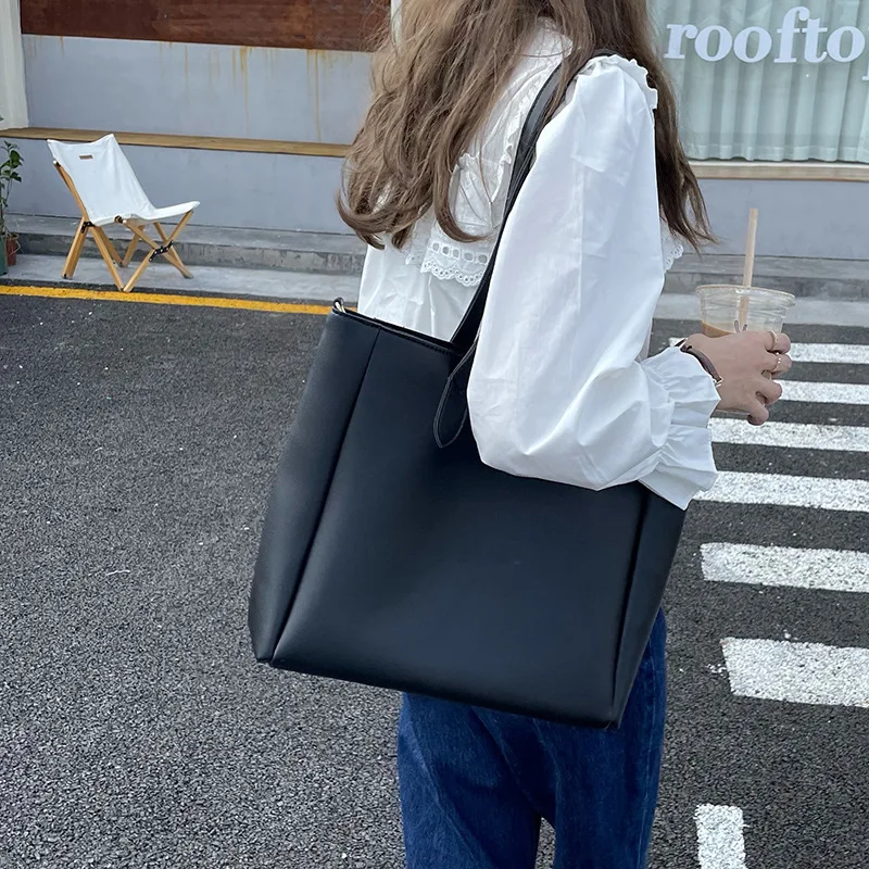 Casual Grande Capacidade Bolsas de Ombro para As Mulheres Suave Simples Na Moda PU Couro Compras Viagem Crossbody Bolsas Ulzzang