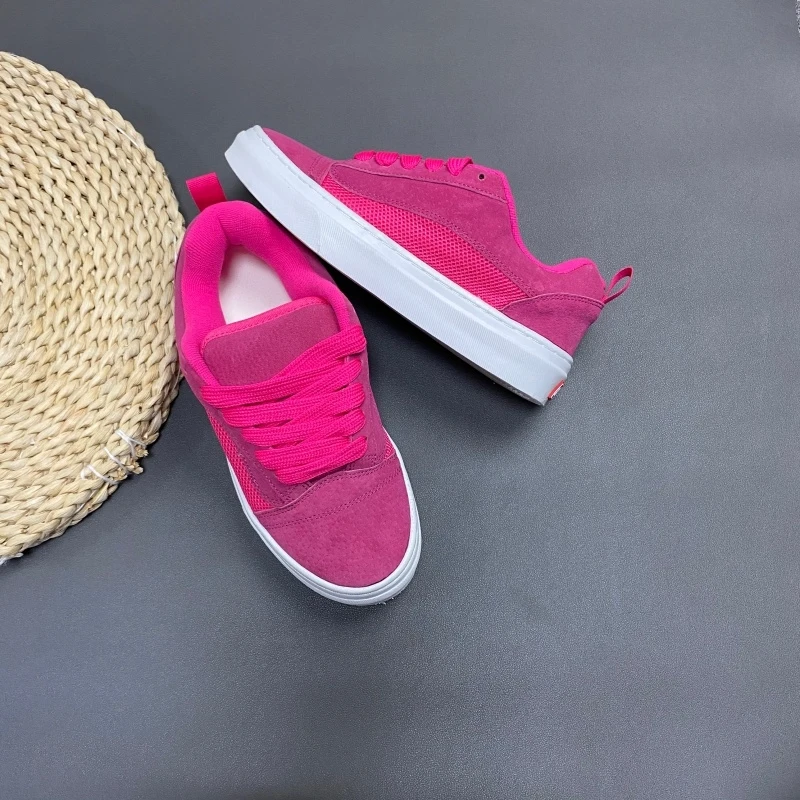 Rose red color blocked low top skateboard shoes with suede mesh breathable casual shoes, American retro street style versatile