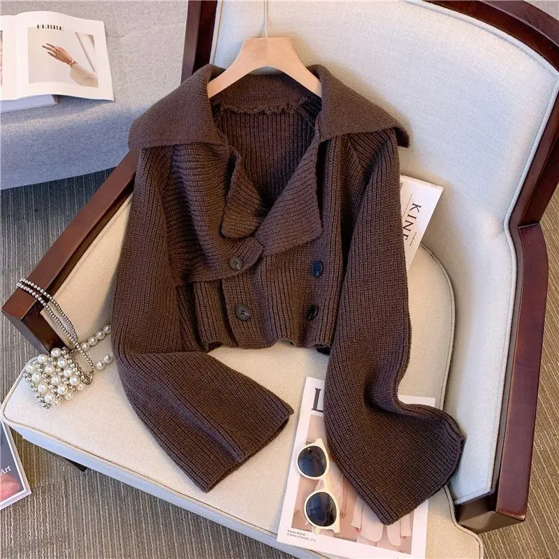 

Women's 2025 Spring and Autumn Short Knitted Cardigan Fashion Versatile Top with Collar Long Sleeve Sweater