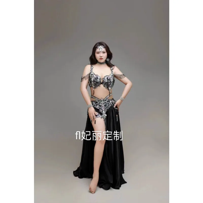 

Customized Belly Dance Costumes Performance Costume Heavy-duty Luxury Oversized Dress Elegant Dance King Style Bra Long Skirt