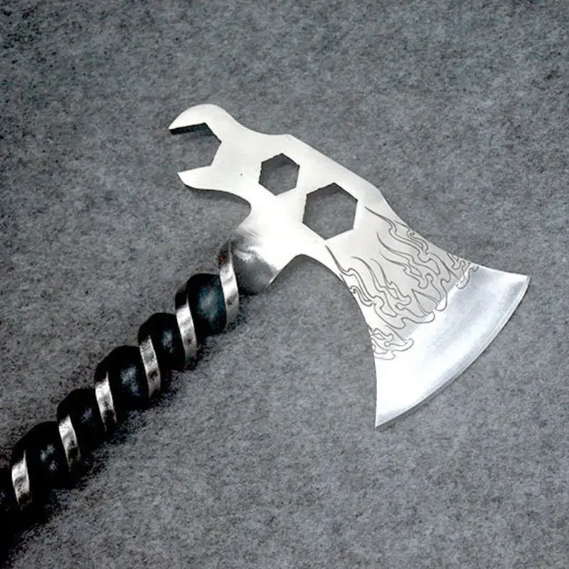 

New Handmade Outdoor Mountain Cutting Axe Self-defense Survival Tactics Axe Forging Worker Integrated Steel Camping Tool