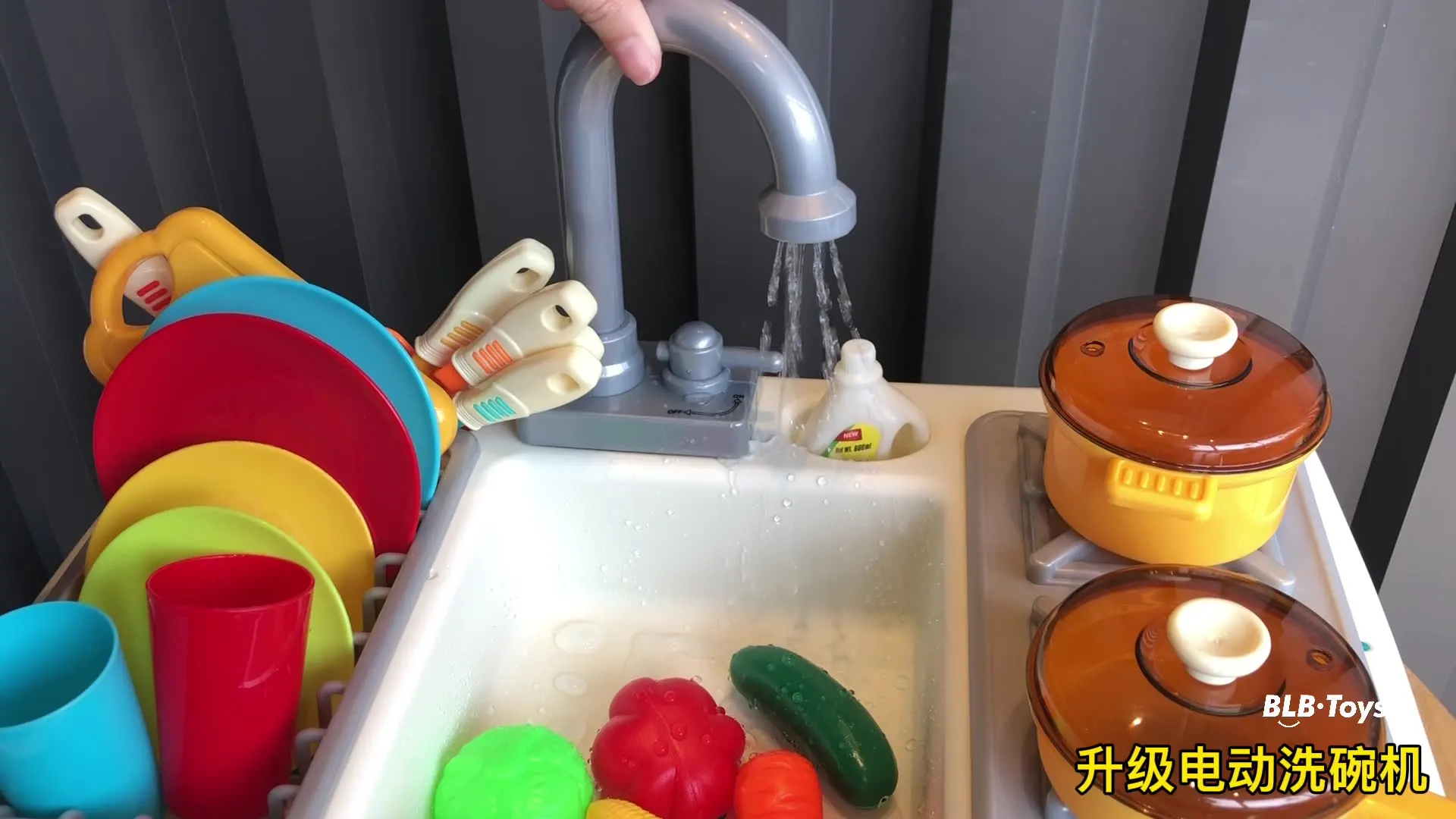 Novety kit de ferramentas de limpeza de casa, 8 peças, brinquedos de simulação, suporte de vassoura para crianças, garrafa de spray, pá de vassoura, presentes, 1kg