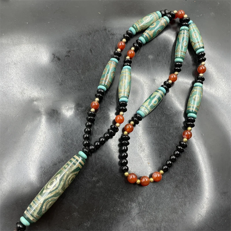 

Tibetan-style vintage green extended six-eye dzi sweater chain old agate necklace