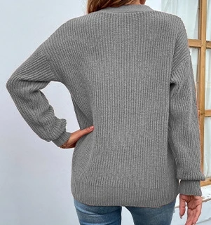 Women's fashionable casual solid color V-neck pullover with shoulder leakage sexy knitted sweater 2024 autumn new item