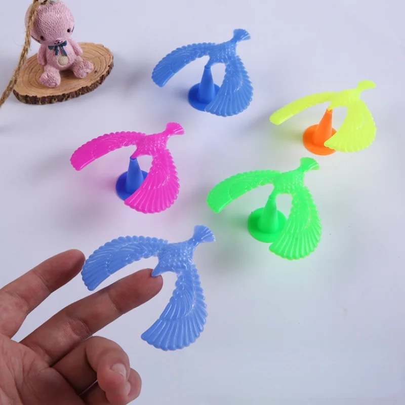 5pcs Mini Novelty Amazing Balance Eagle Bird Toys Magic Maintain Balance Home Office Fun Learning Gag Toy for Kid Gift