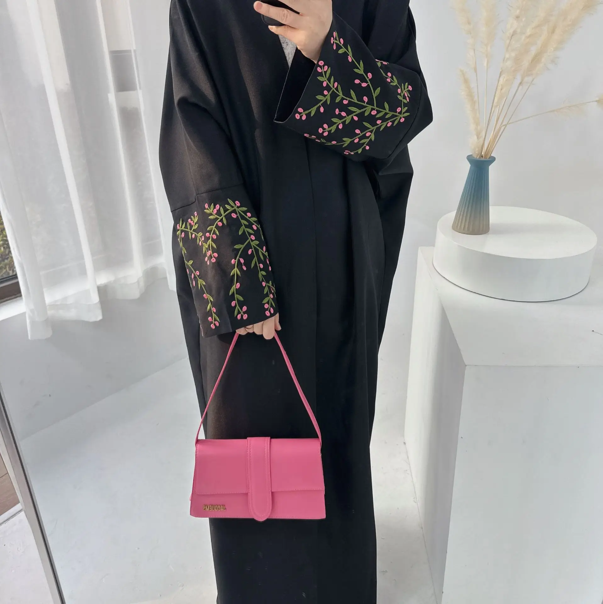 Abaya Kimono Lebaran Linen dengan lengan bordir bunga Abaya Muslim untuk wanita Dubai mewah Turki pakaian Islami Kaftan Jilbab