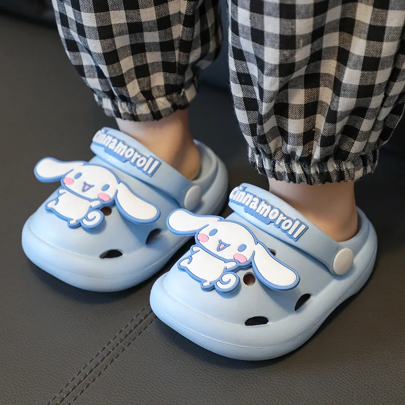 

Sanrio Girl Cinnamoroll Kawaii Fashion At Home Cold Slippers Student Summer Non-Slip Child Outdoors Baotou Slippers New Style