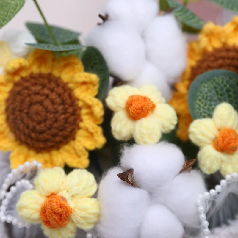 Girasoli rosa Piante di peluche Bouquet creativi lavorati a maglia con finitura all'uncinetto San Valentino Regalo di laurea di compleanno per la festa della mamma