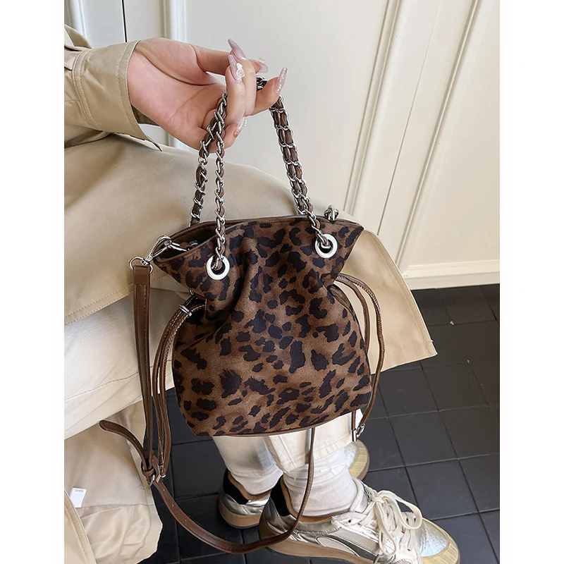 

Модная замшевая сумка-ведро, дизайн на молнии на шнурке, с длинным плечевым ремнем, сумка через плечо с леопардовым принтом, мини-кошелек