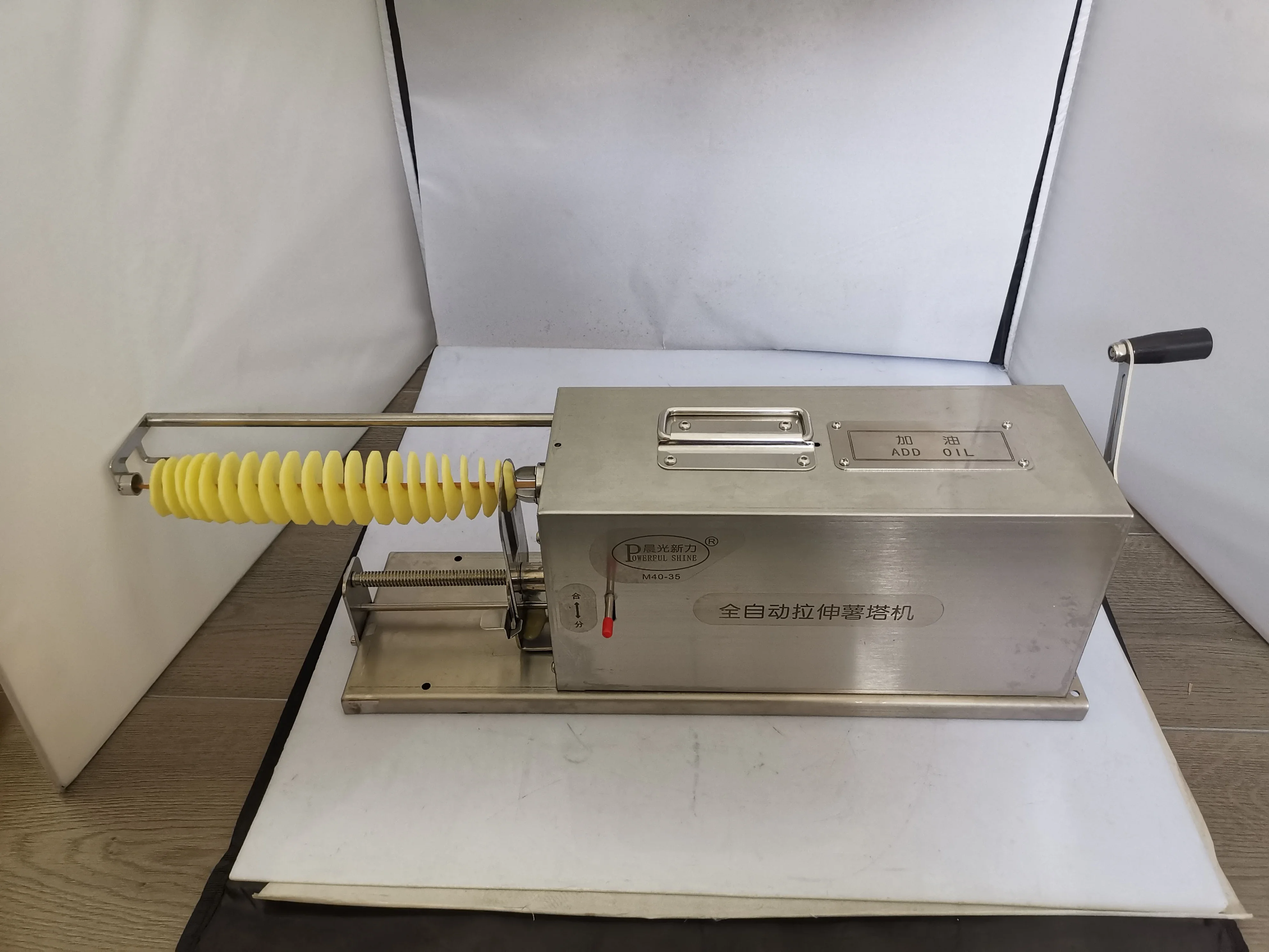 

Автоматическая машина для нарезки картофеля Торнадо, машина для спиральной резки картофеля, машина для нарезки картофеля, машина для нарезки картофельных чипсов, тип ручного встряхивания