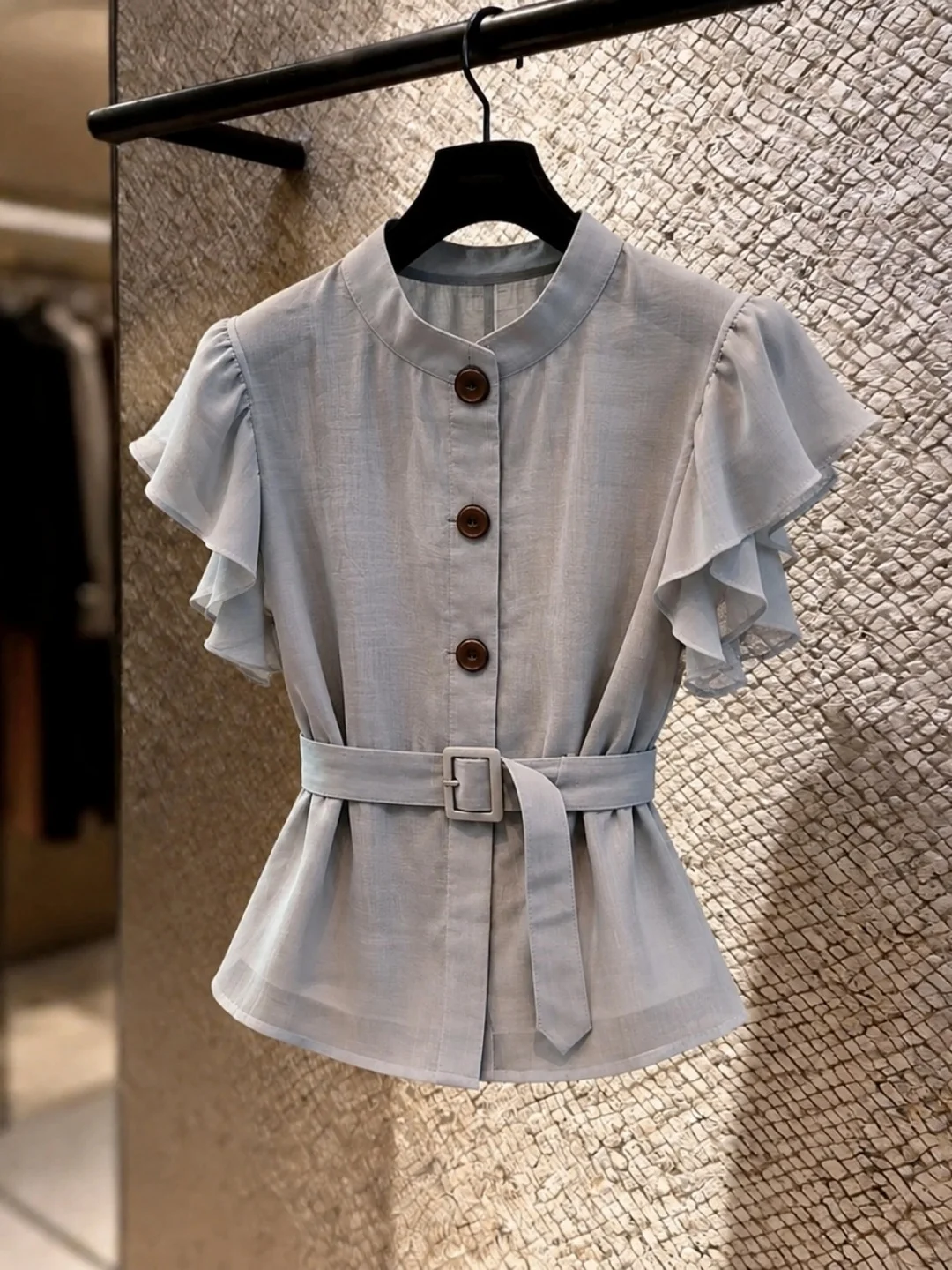 

Elegant Short Sleeve Shirt with Waist Cinching Bow Design And Lace Trim Lightweight Summer Top for Slimming And Versatility